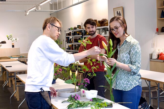 Traditional Japanese Flower Styling Workshop - Ikebana in Kyoto - Sogetsu WEST: Where container choice actually changes your arrangement
