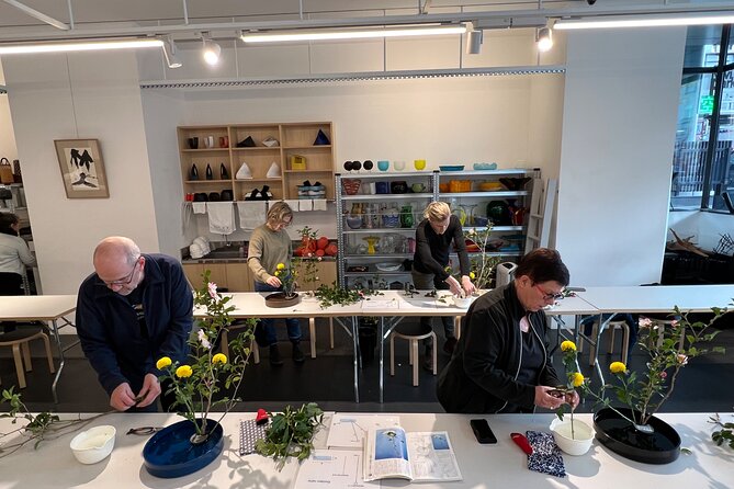 Traditional Japanese Flower Styling Workshop - Ikebana in Kyoto - You can recreate your ikebana at home with ordinary supplies