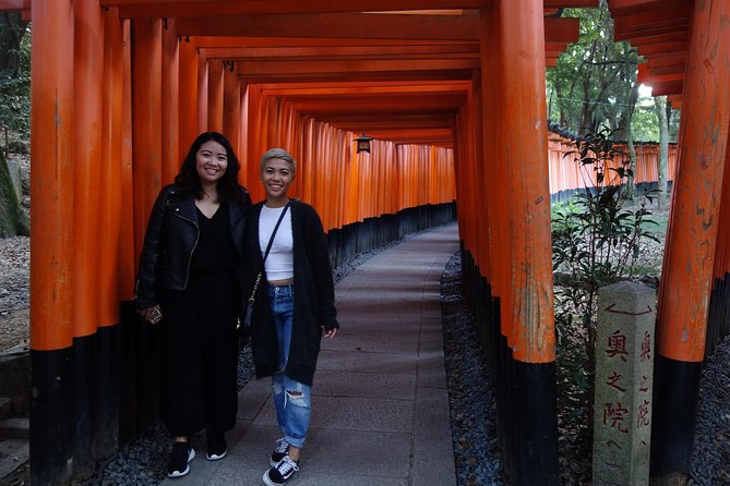 TREASURES of Kyoto: Fushimi Inari, Kiyomizu Temple, and more! - The preserved cobblestone streets: shops and townhouses break